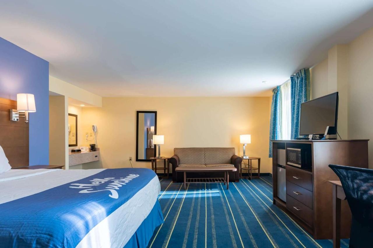 Days Inn By Wyndham Hartford/Closest Downtown Экстерьер фото